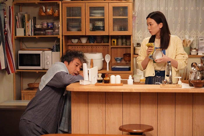 ムロツヨシ、永野芽郁「親バカ青春白書」最終話より(C)日本テレビ