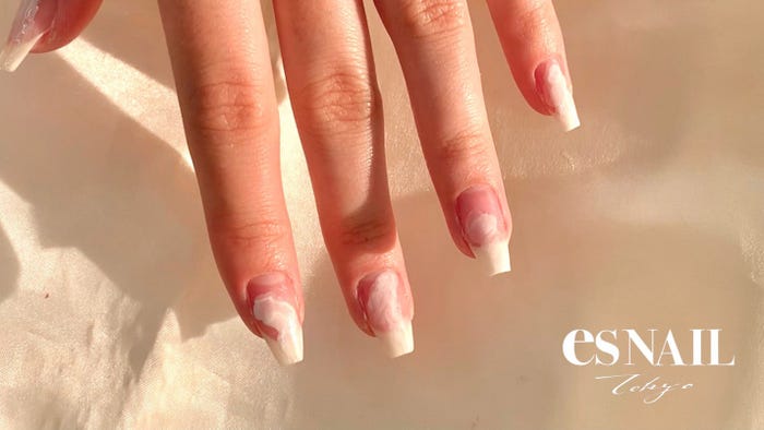 さら~っと重ねて。(画像提供:esNAIL)