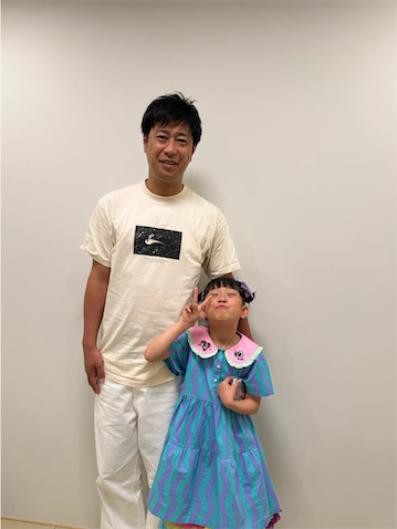 パンサー尾形、8歳愛娘とテレビ収録＆仲良し2SHOT公開「本当に面白すぎて楽しすぎました！」