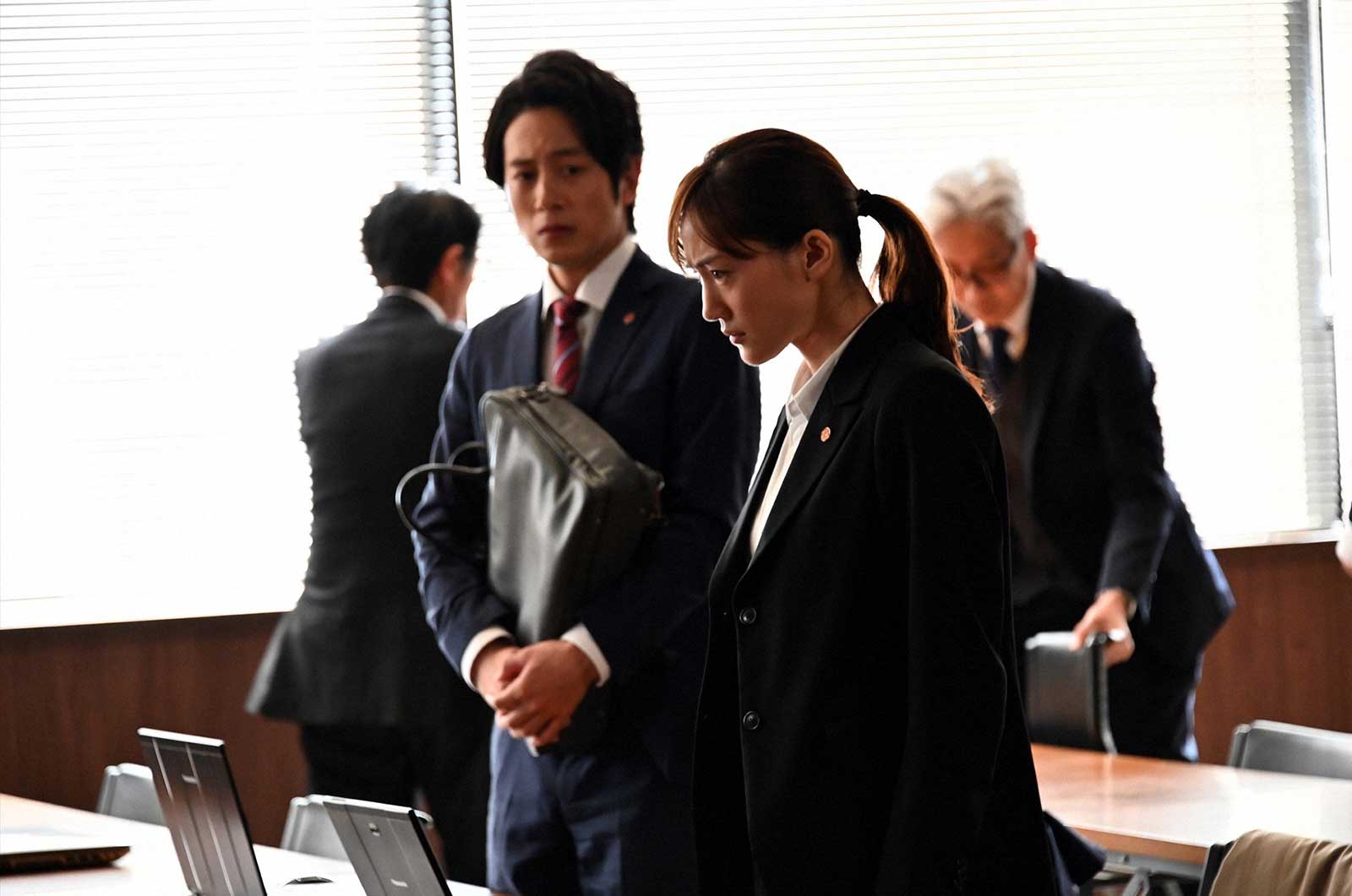 綾瀬はるか「天国と地獄 ～サイコな2人～」最終話より（C）TBS