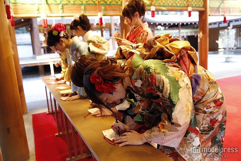 乃木坂46・2015年新成人