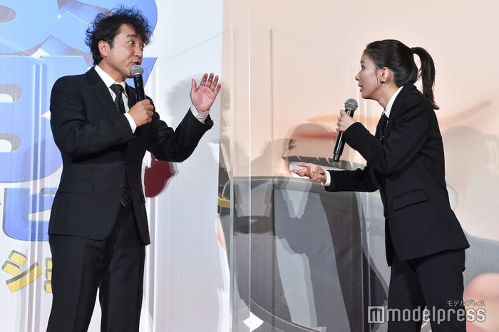 ムロツヨシ、芳根京子(C)モデルプレス