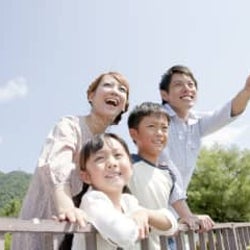 集団行動が苦手な子は感覚過敏?発達障害や自閉症などの原因になる?