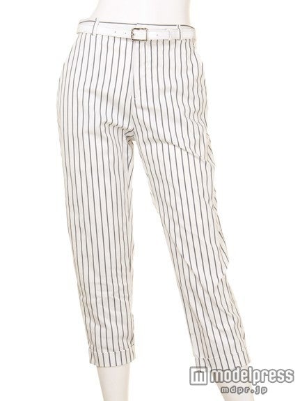 細ベルト付きストライプクロップトパンツ「31 Sons de mode」9,612円(税込)