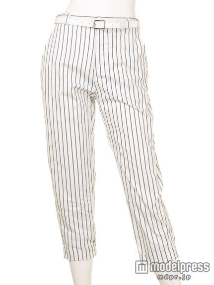 細ベルト付きストライプクロップトパンツ「31 Sons de mode」9,612円(税込)