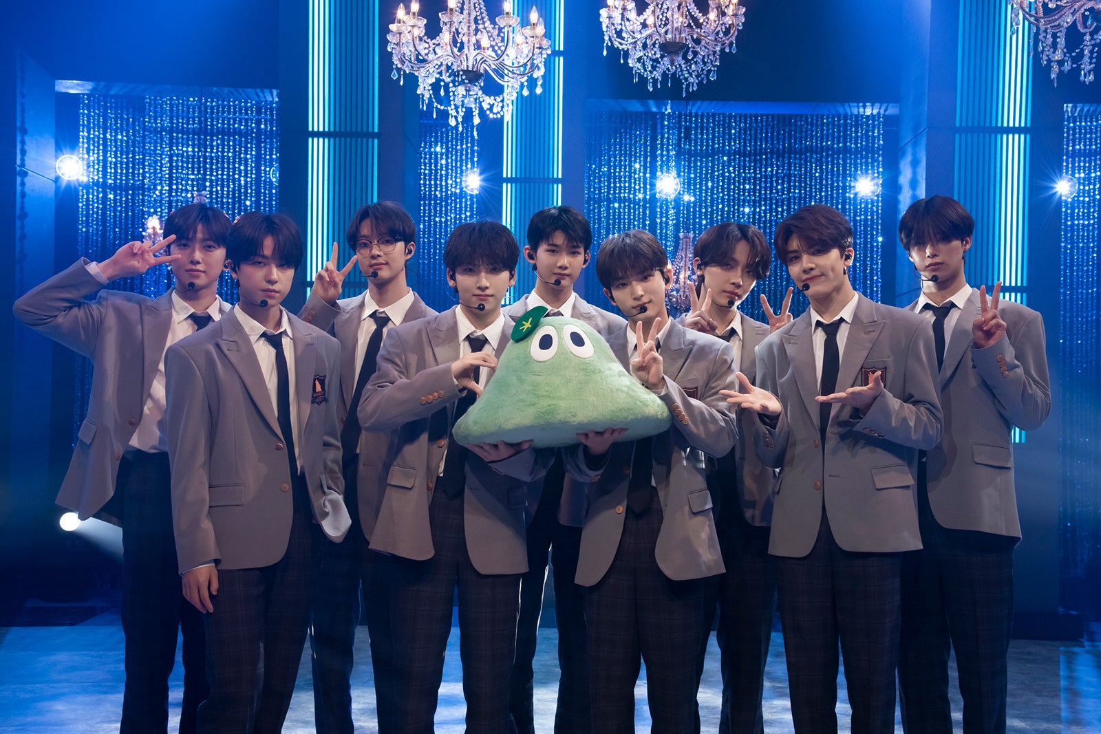 &TEAM「KCON」楽屋裏側を公開 「沼にハマってきいてみた」出演決定