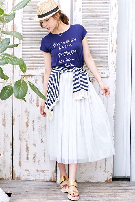 ロング丈チュールスカート「Pierrot」1,890円(税込)/画像提供:Pierrot