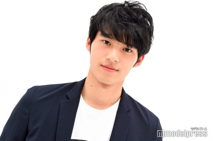 岡田健史 (C)モデルプレス