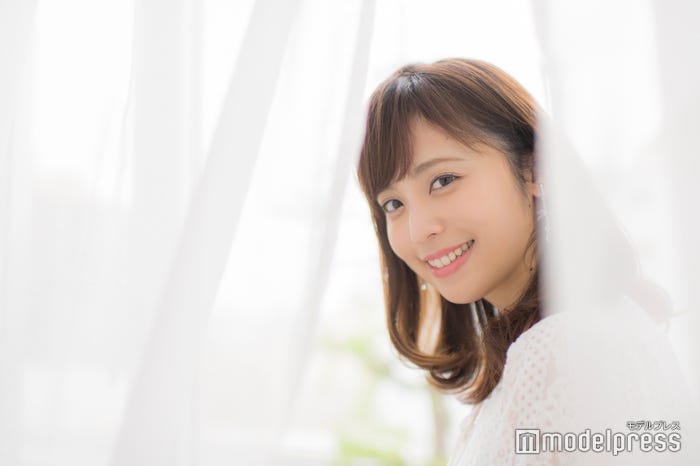久慈暁子アナウンサー(C)モデルプレス