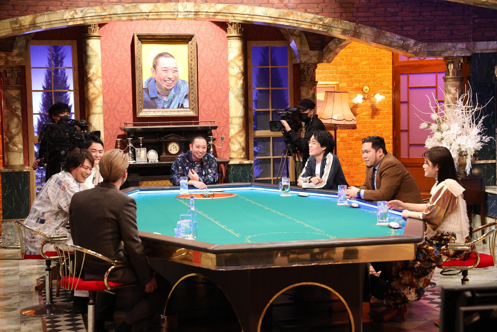 （左手前から時計回りに）陣、浪川大輔、ノブ、大悟、髙比良くるま、松井ケムリ、井上咲楽（C）フジテレビ