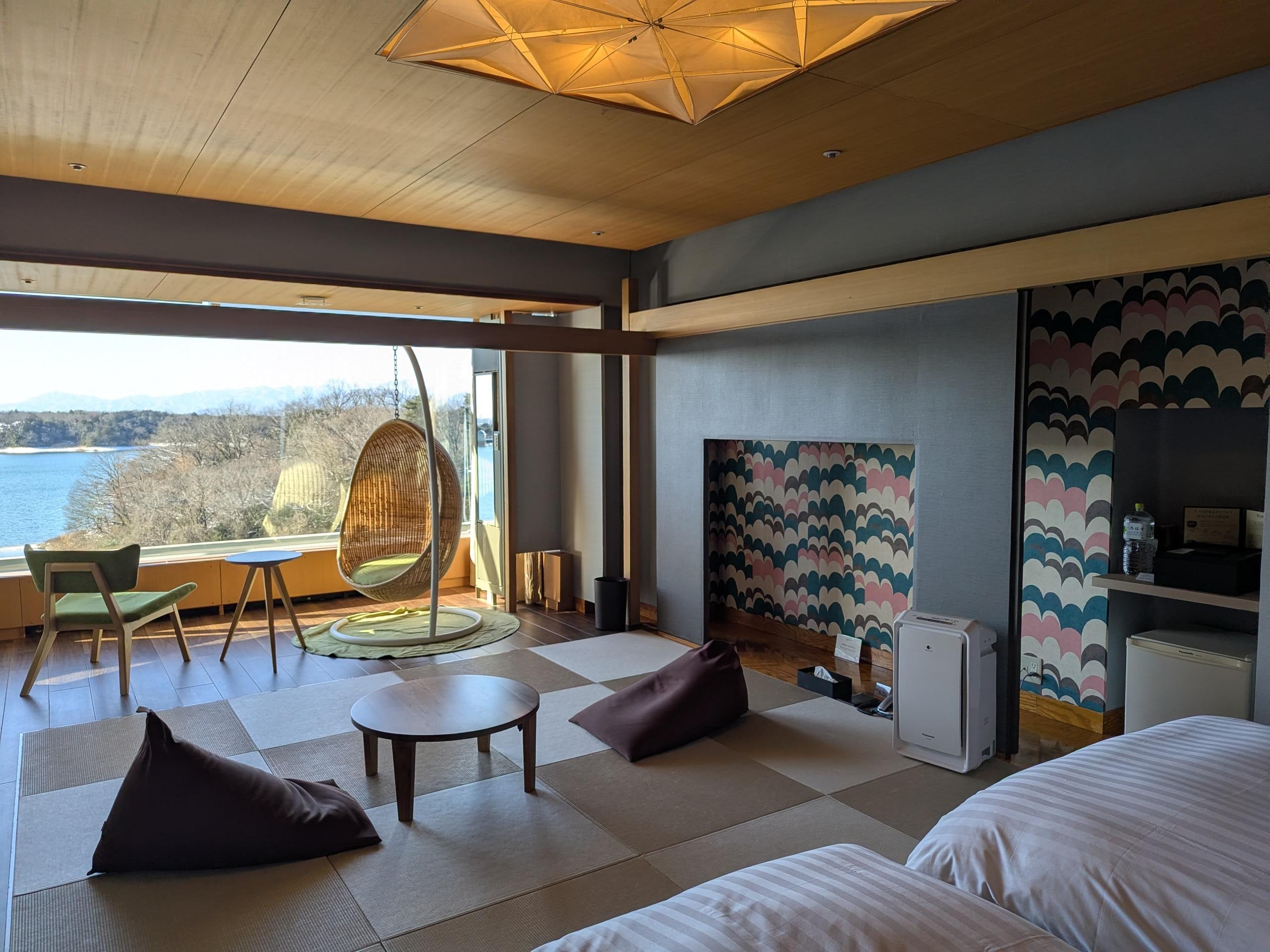 ※客室一例（和モダンルーム）。人数に合わせて多彩な客室タイプから選べるのもうれしい（中国割烹旅館