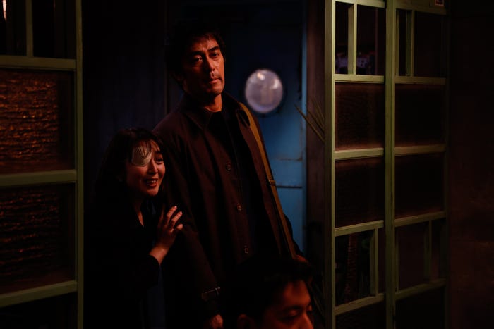 酒井美紀、阿部寛「すべて忘れてしまうから」第6話より(C)テレビ東京/(C)2022 Disney and related entities