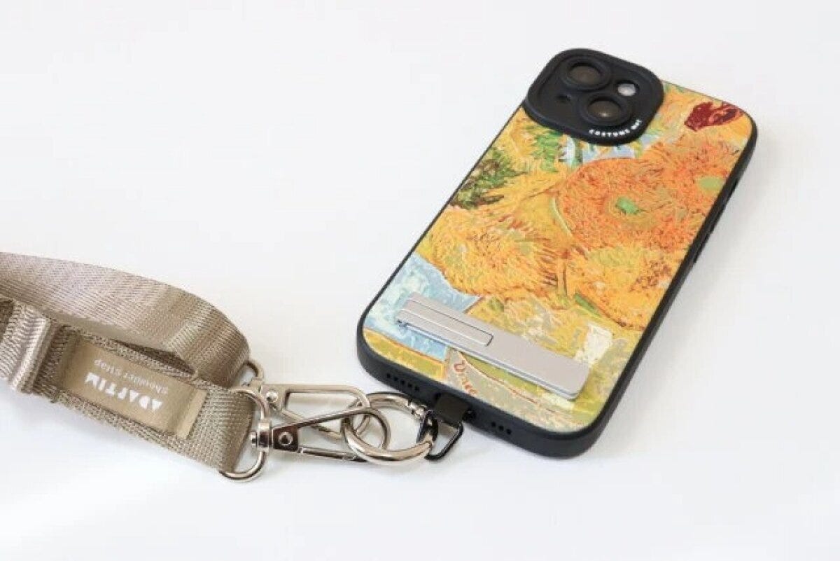 ひまわり柄スマホケースにストラップホルダーとストラップ ひまわり柄スマホケースにストラップホルダーとストラップ