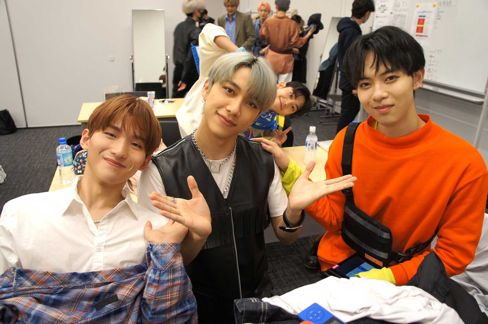 日プ2公式ファンブック第2弾決定、練習生直筆日記やカップリング写真掲載＜PRODUCE 101 JAPAN SEASON2 FAN BOOK PLUS＞