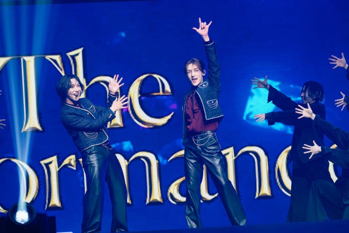 ROIROM(C)The Performance / Photo by 田中聖太郎写真事務所