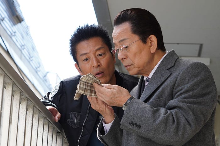 寺脇康文、水谷豊「相棒 season23」第10話(C)テレビ朝日
