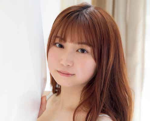 AKB48山田杏華、初水着グラビアで美バスト魅せる