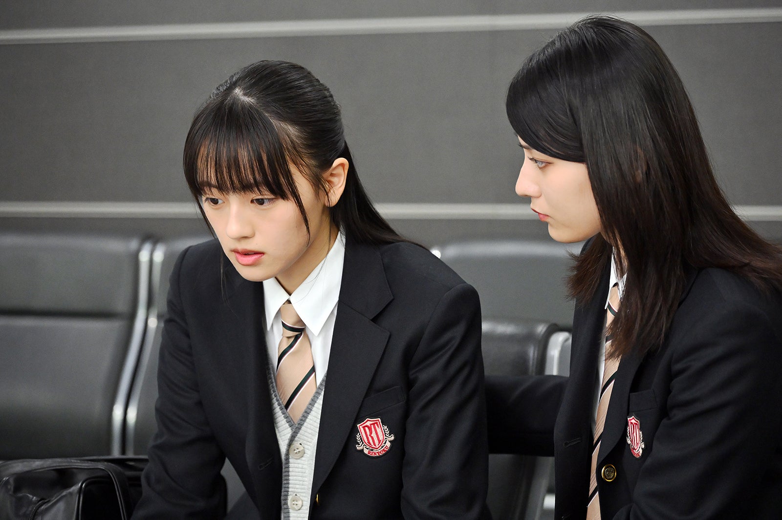 上坂樹里、蒔田彩珠「御上先生」第3話（C）TBS