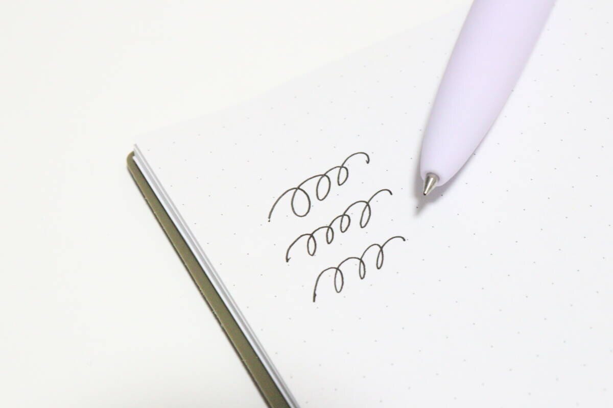 ダイソーのボールペン