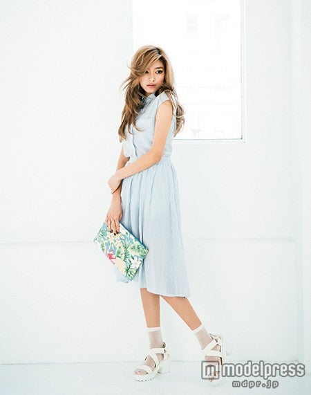 ローラ／「PEACH JOHN 2015 Summer vol.93」