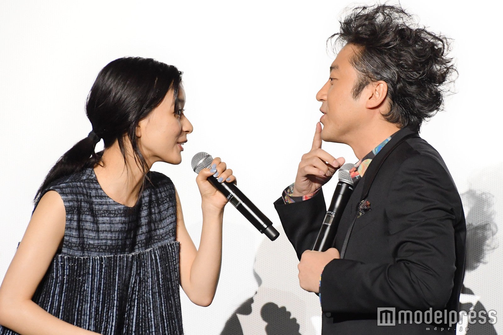 芳根京子、ムロツヨシ （C）モデルプレス