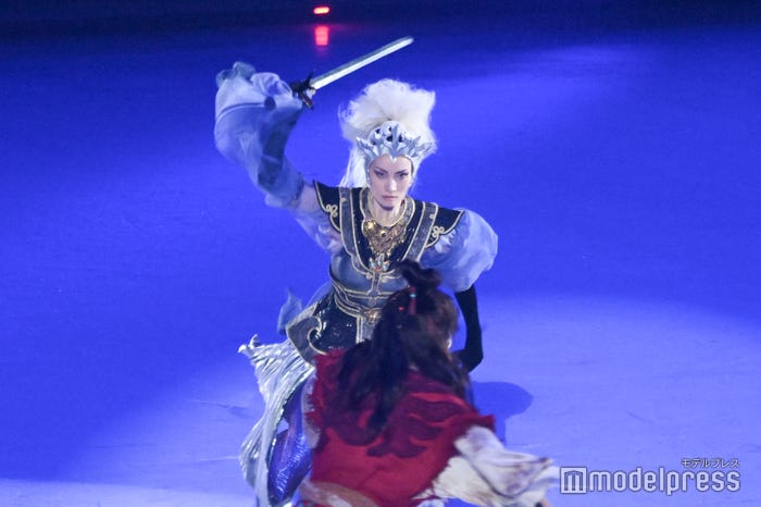 荒川静香、高橋大輔(C)モデルプレス