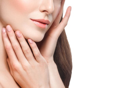 肌の美しい女性