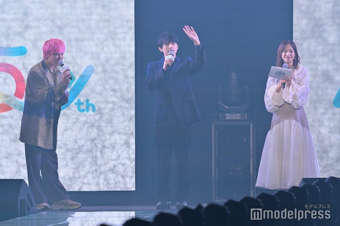 兼近大樹、吉沢亮、鷲見玲奈(C)モデルプレス