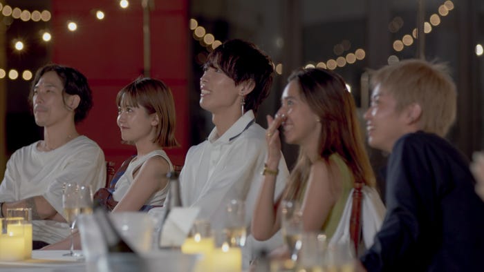 「ラブ トランジット」第6話(C)2023 Amazon Content Services, LLC or its Affiliates. All Rights Reserved.