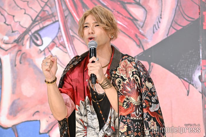 興奮している山田裕貴(C)モデルプレス