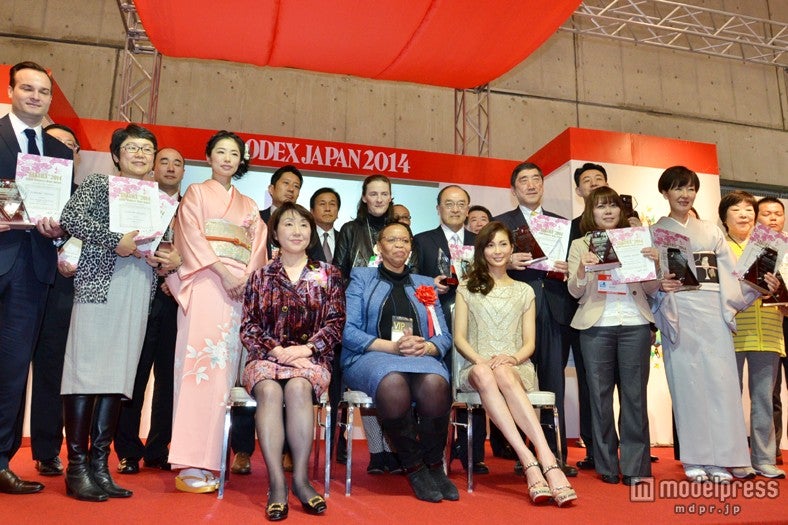 「第1回 Japan Women’s Wine Award 2014～SAKURA Wine Award～」授賞式