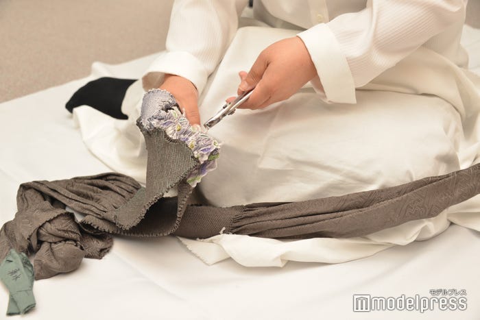 解きにも熟練の技術が(C)モデルプレス