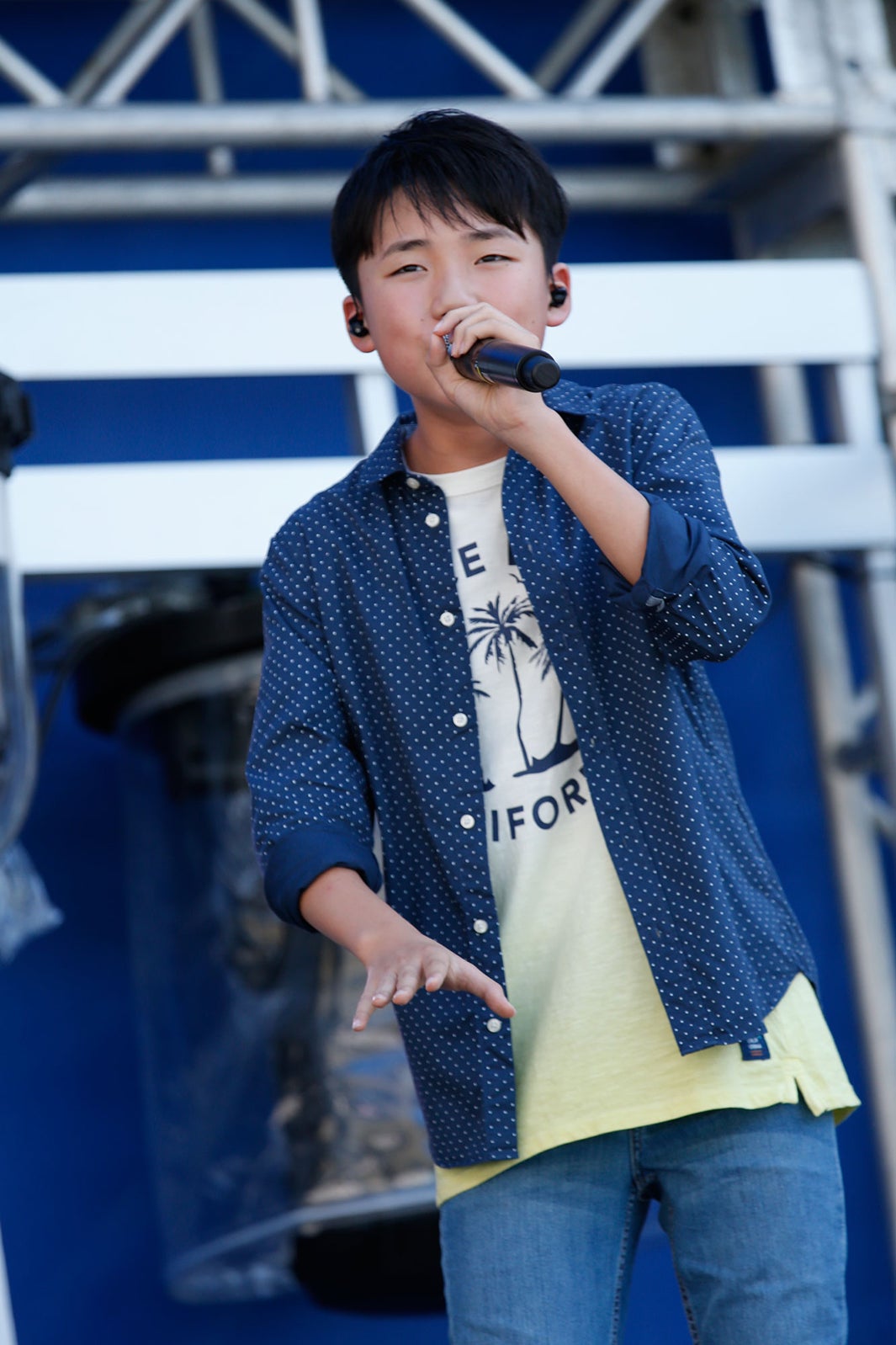 25日に出演した石橋陽彩 （写真提供：avex）  