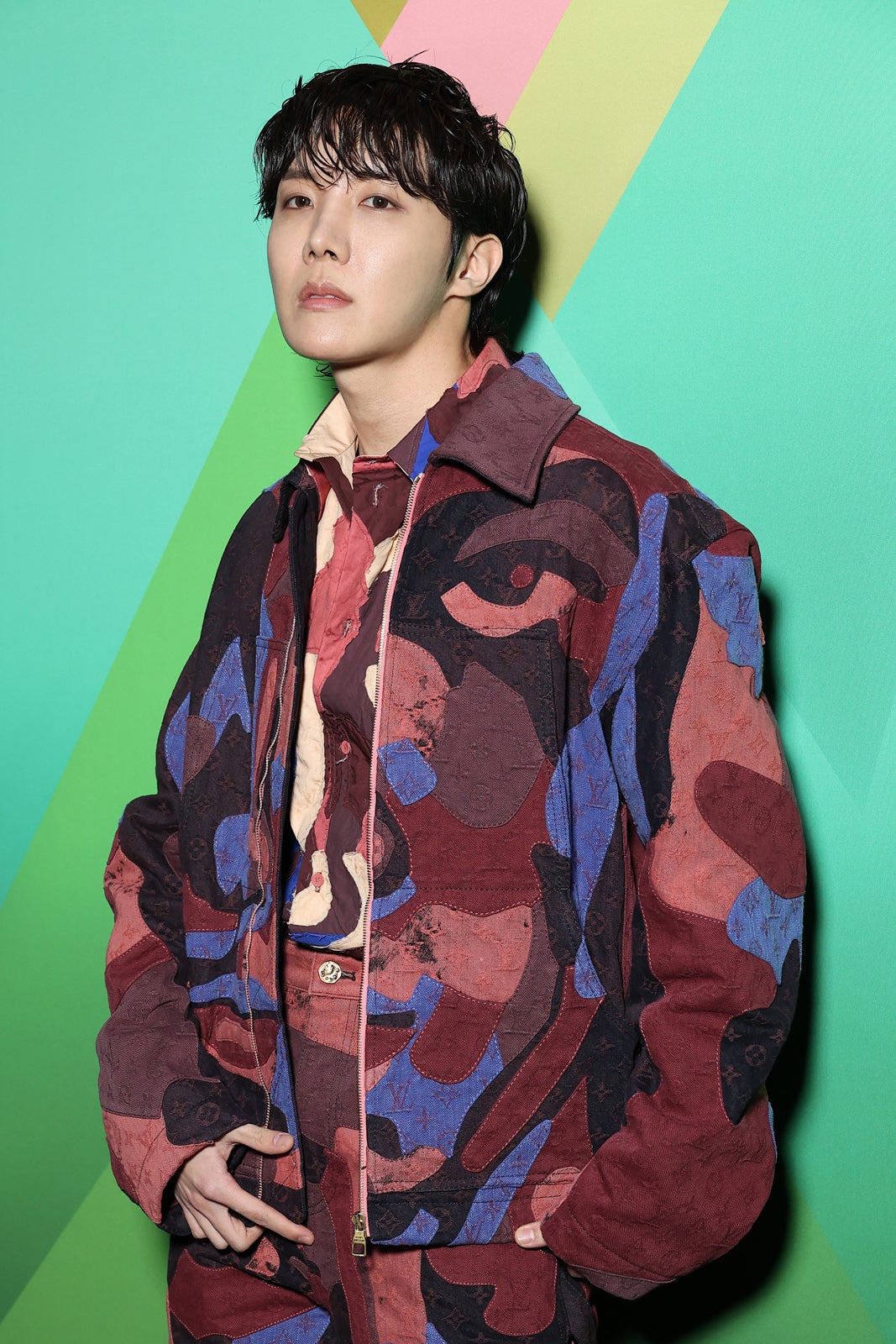 イカゲーム」イ・ジョンジェ、BIGBANG・G-DRAGON＆BTS・J-HOPEと