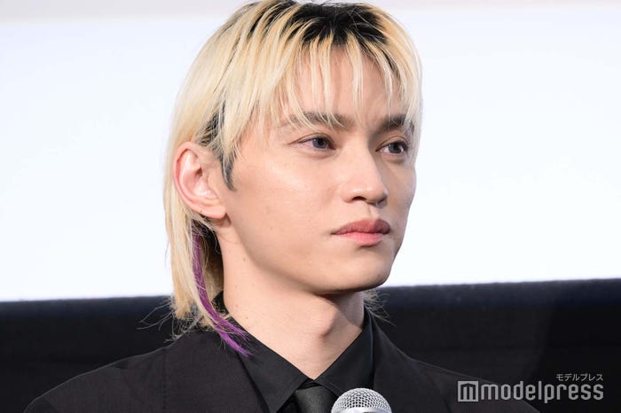 SKY-HI(C)モデルプレス