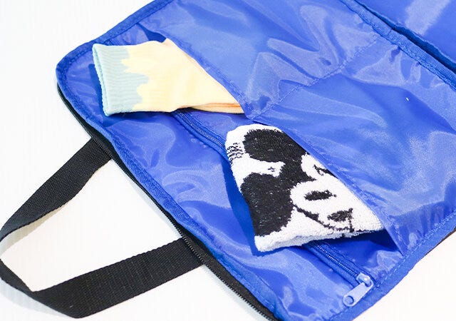 ＧＬＯＷ1月号の付録のポケット