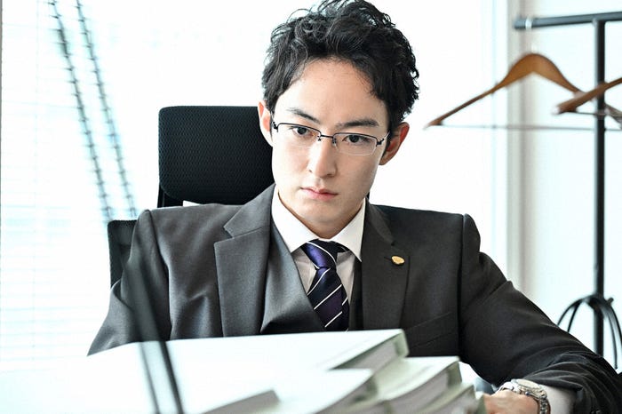 濱正悟「毒恋~毒もすぎれば恋となる~」第5話(C)「毒恋〜毒もすぎれば恋となる〜」製作委員会