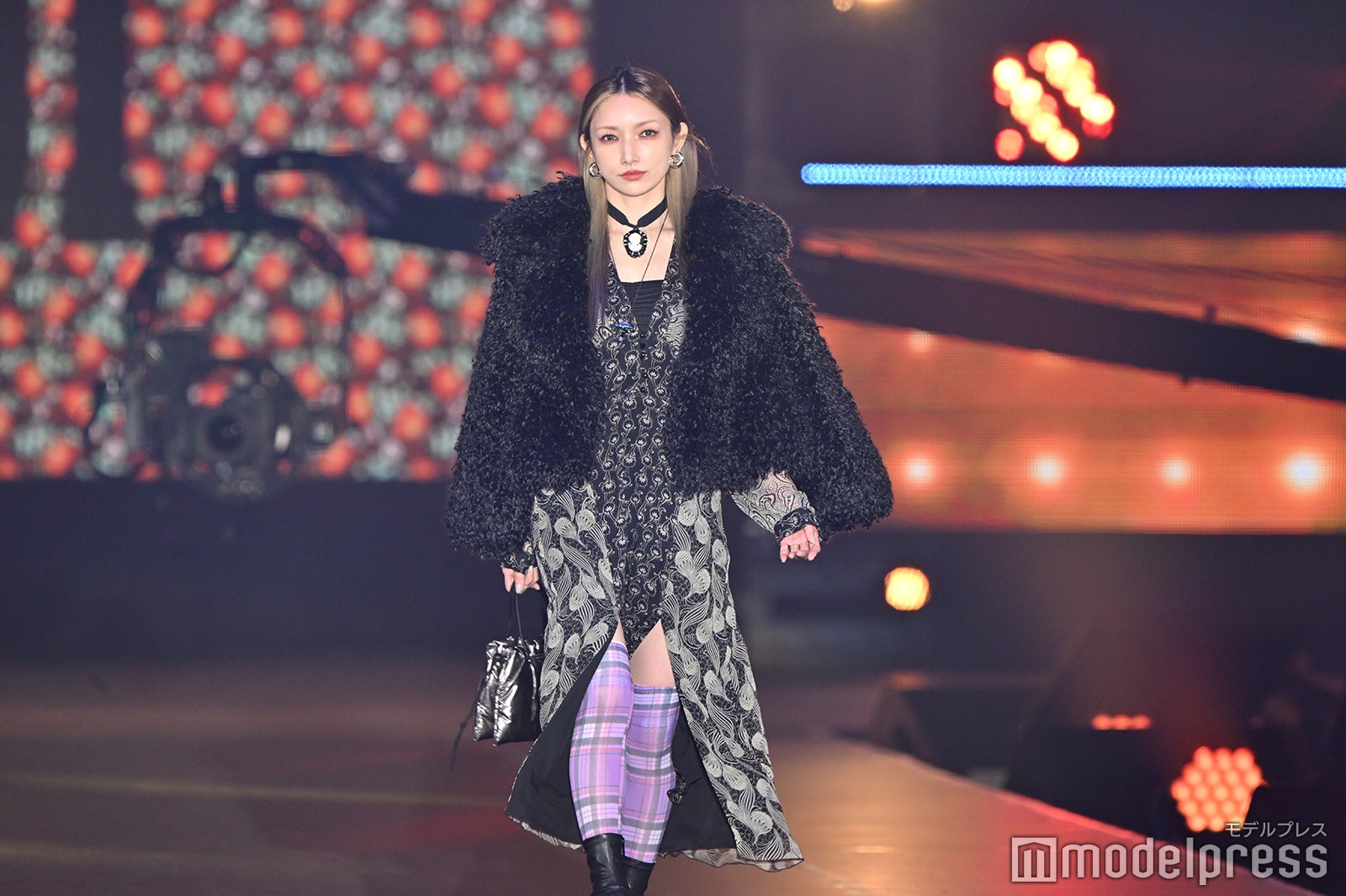 （C）モデルプレス