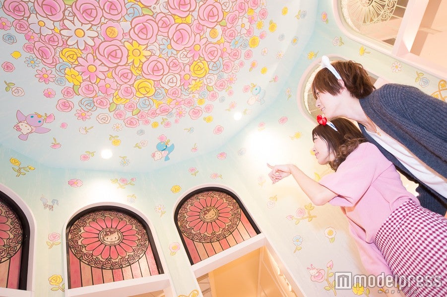 レディキティハウス／モデル：かえで、笹森裕貴（C）モデルプレス