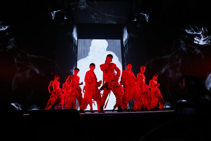 「G-DRAGON 2017 WORLD TOUR <ACT III, M.O.T.T.E> IN JAPAN」より (提供写真)