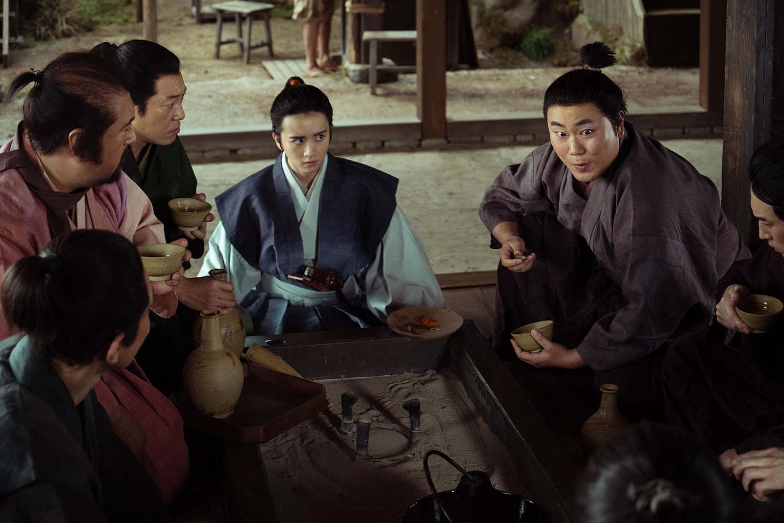 板垣李光人、岡部大ら「どうする家康」第22話より（C）NHK