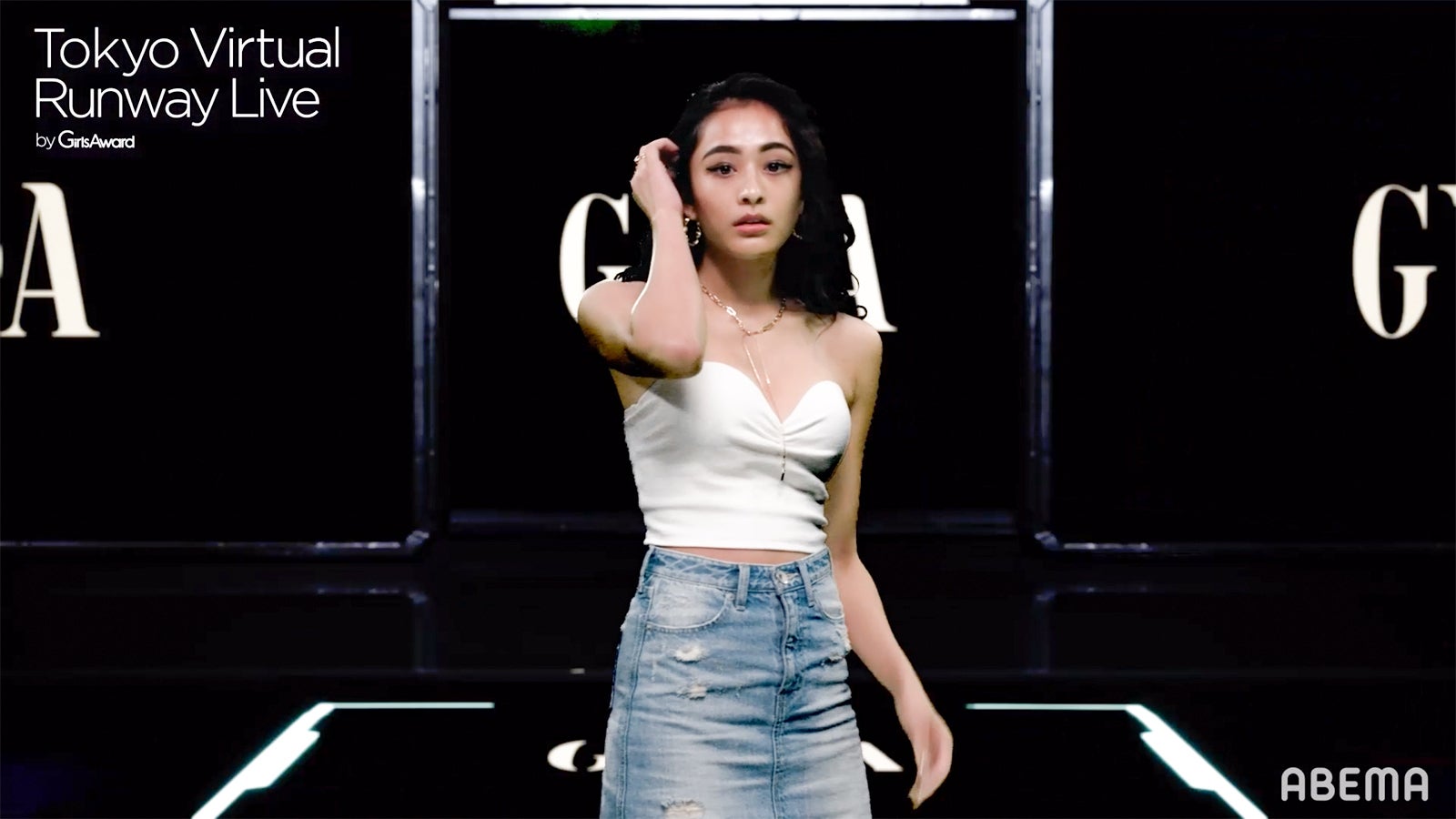 木佐貫まや（C）Tokyo Virtual Runway Live by GirlsAward （C）AbemaTV, Inc.