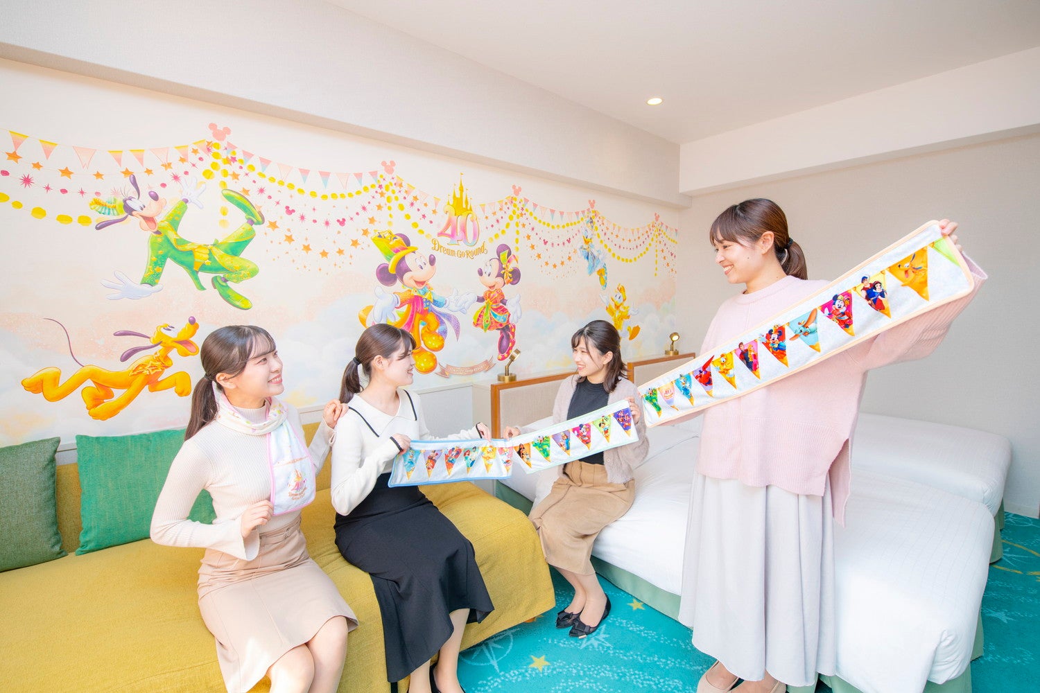 ディズニーホテルで楽しむTDR40周年フィナーレ、祝祭感あふれる
