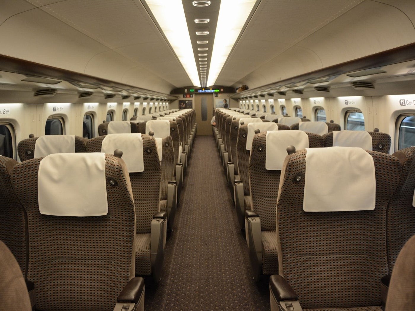 東海道新幹線N700系のグリーン車