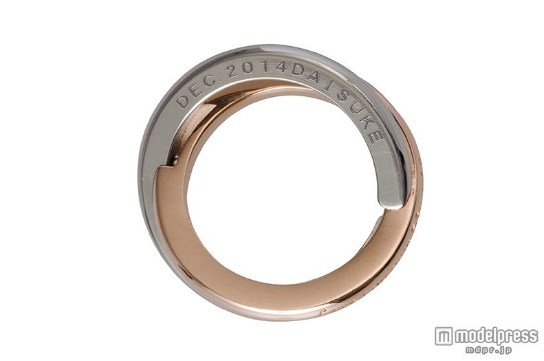 名前やメッセージを刻むことが可能／（C）Disney