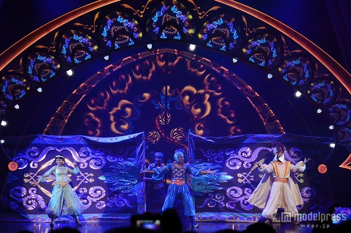 「ミッキー・アンド・ザ・ワンダラス・ブック」より