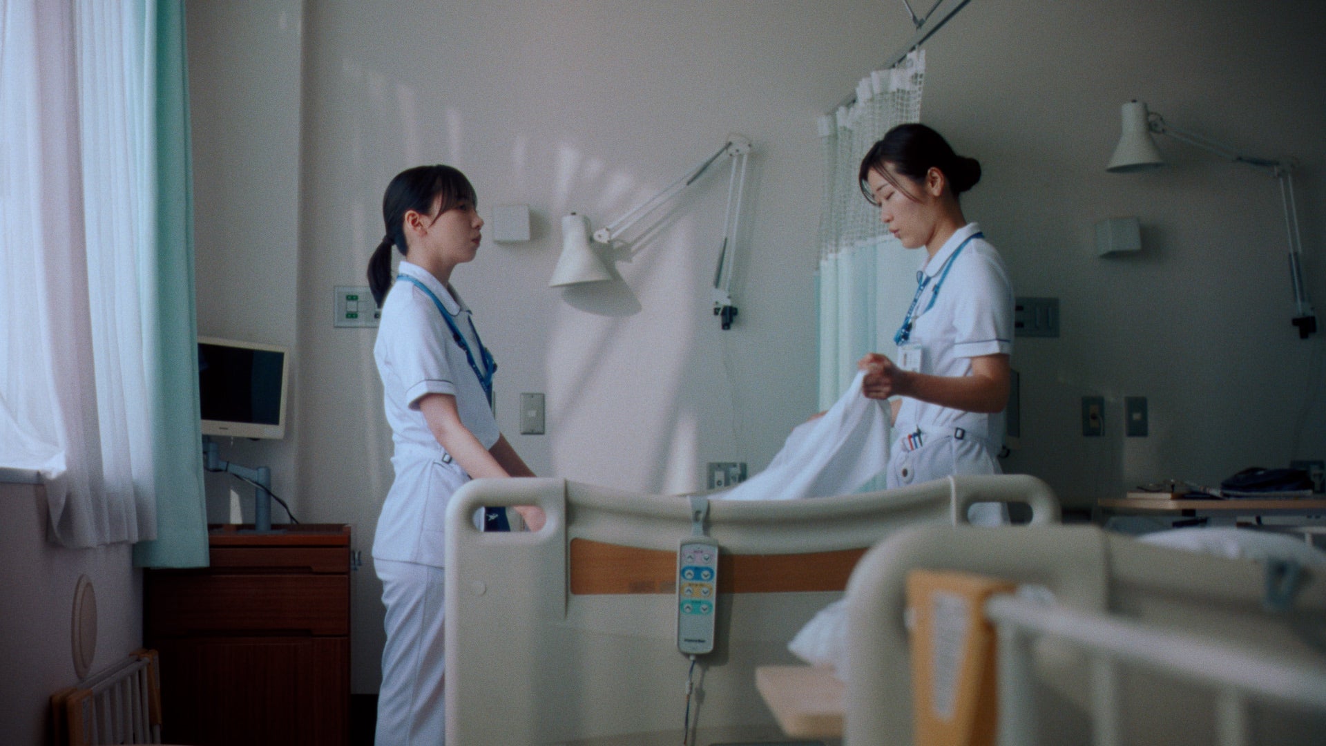 新CM「はじめて後輩ができた篇」より（提供写真）