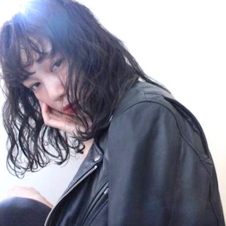 黒髪さんの前髪はシースルーバングがおすすめ 垢抜けが叶うトレンドスタイル集 モデルプレス 黒髪さんの前髪はシースルーバングがおすすめ 垢抜けが叶うトレンドスタイル集 モデルプレス