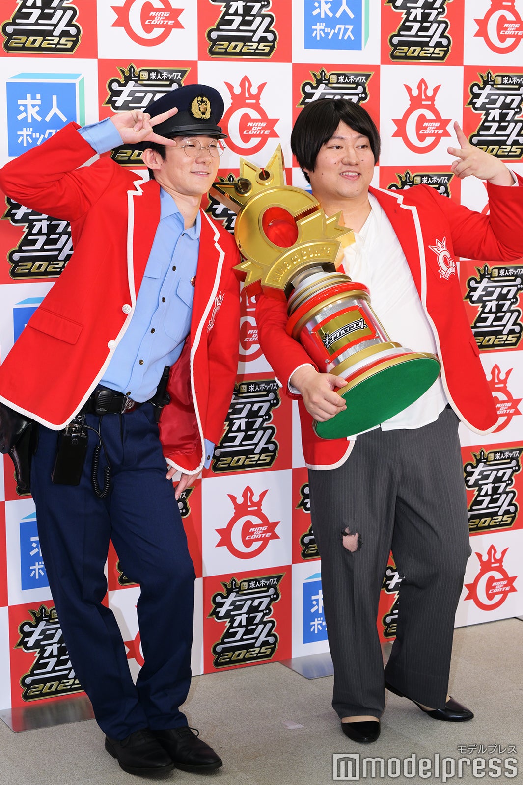 堂前透、兎（C）モデルプレス