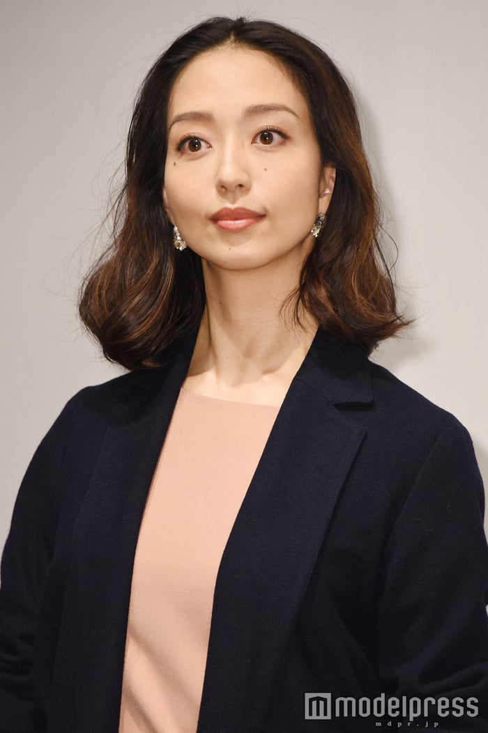佐々木希 松島花 びしょ濡れでした 壮絶な撮影を回顧 モデルプレス 佐々木希 松島花 びしょ濡れでした 壮絶な撮影を回顧 モデルプレス